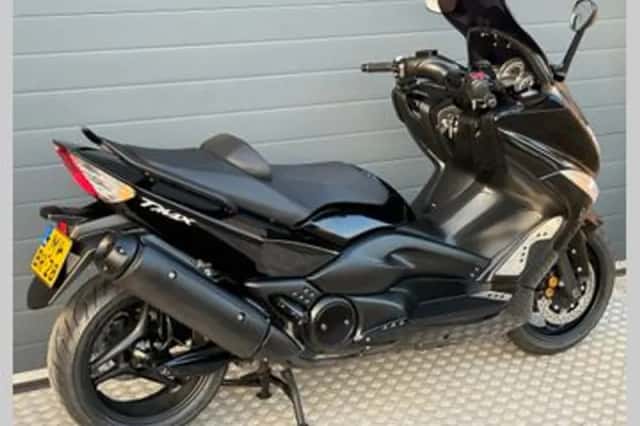 Yamaha Tmax (2009) thumbnail 5