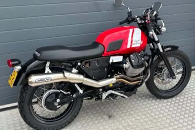 MOTO GUZZI V 7 II STONE (2016) thumbnail 5