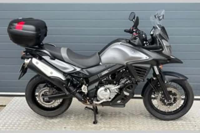 Suzuki V-Strom (2015) thumbnail 1