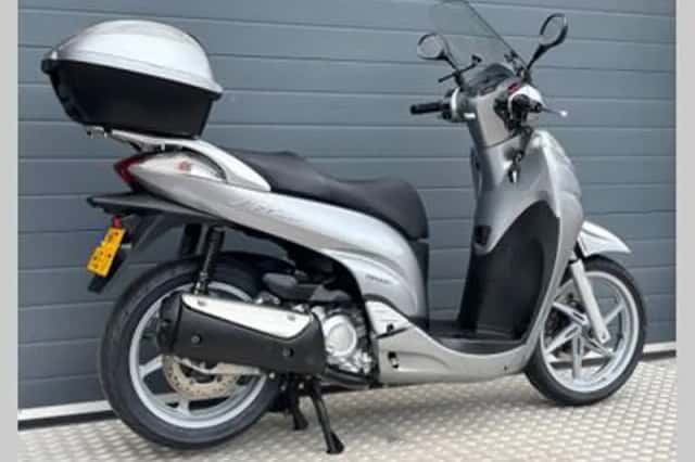 Honda SH 300i / ABS (2008) thumbnail 6
