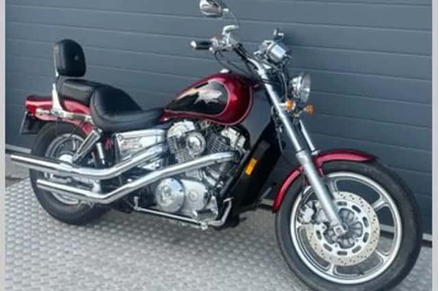 Honda VT 1100 (1994) thumbnail 3