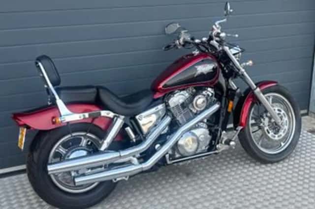 Honda VT 1100 (1994) thumbnail 5