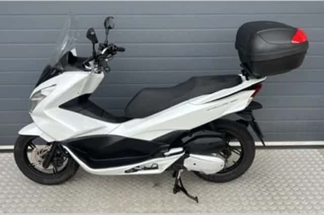 Honda PCX 150 (2016) thumbnail 1