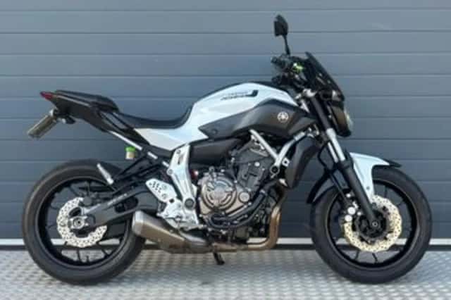 Yamaha MT-07 (2014) thumbnail 2
