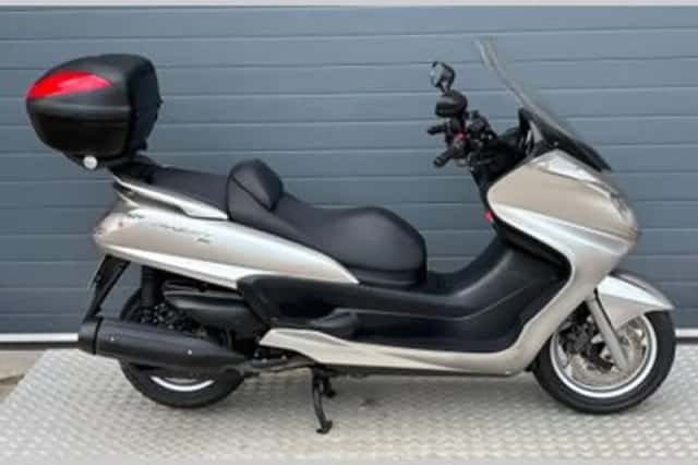 Yamaha YP 400 Majesty (2006) thumbnail 1