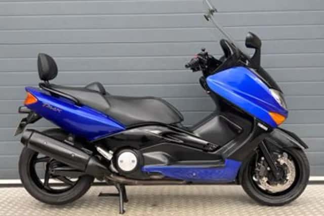 Yamaha XP 500 T MAX (2005) thumbnail 1