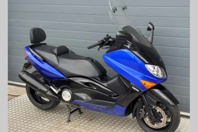 Yamaha XP 500 T MAX (2005) thumbnail 2