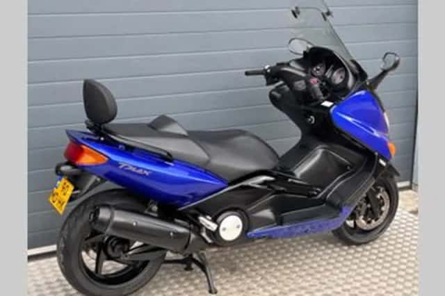 Yamaha XP 500 T MAX (2005) thumbnail 4
