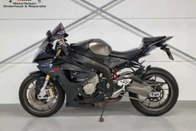 BMW S 1000 RR (2011) thumbnail 1