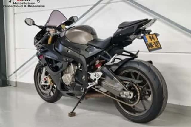 BMW S 1000 RR (2011) thumbnail 3