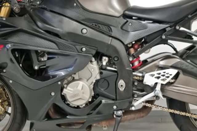 BMW S 1000 RR (2011) thumbnail 5