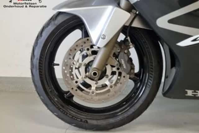 Honda CBR 600 F (2007) thumbnail 6