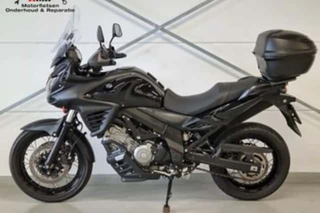 Suzuki V-Strom (2016) thumbnail 1