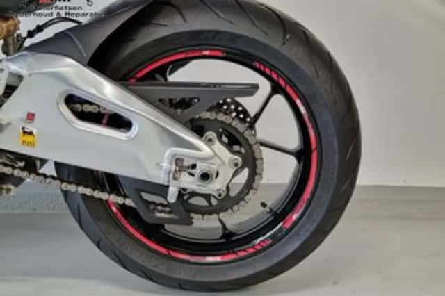 APRILIA TUONO V4 R APRC (2013) thumbnail 4