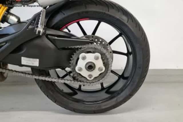 Ducati 796 Monster (2013) thumbnail 4