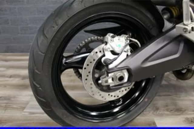 Ducati M 696 (2010) thumbnail 5