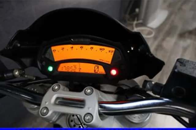 Ducati M 696 (2010) thumbnail 6