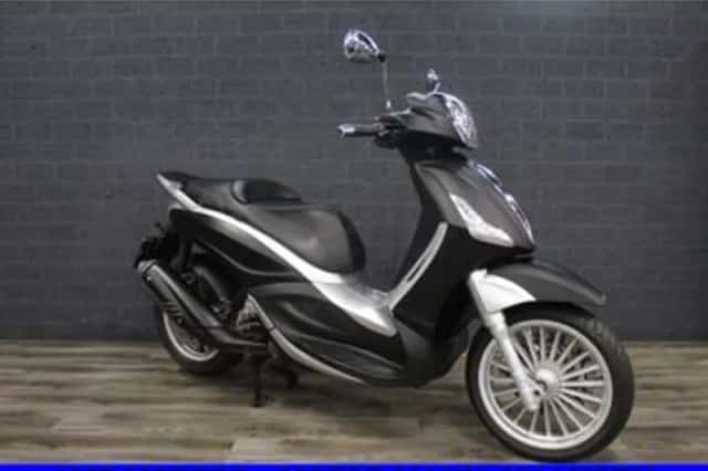 Piaggio Beverly 300IE (2012) thumbnail 3