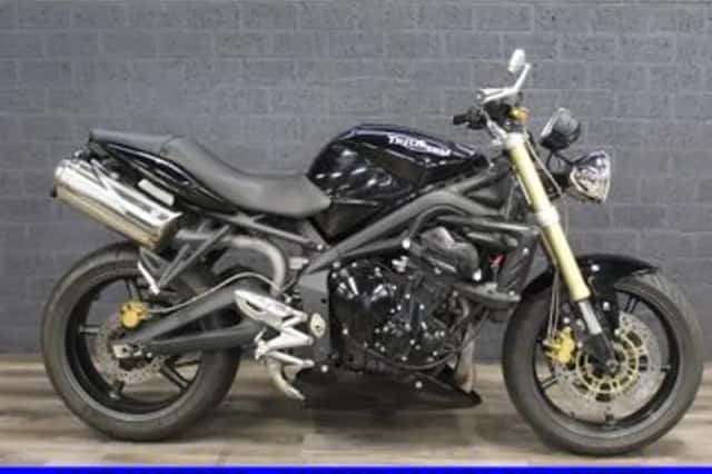 Triumph Street Triple 675 (2008) thumbnail 1