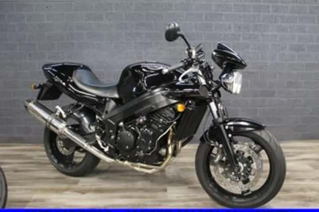 Triumph Speed Four (2004) thumbnail 2