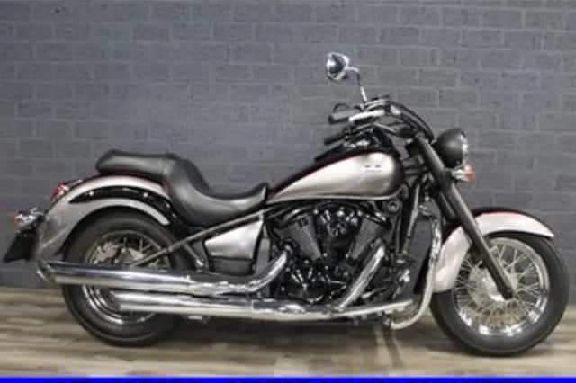 Kawasaki VN 900 (2014) thumbnail 3