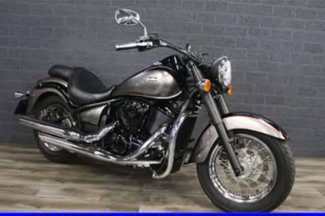 Kawasaki VN 900 (2014) thumbnail 4