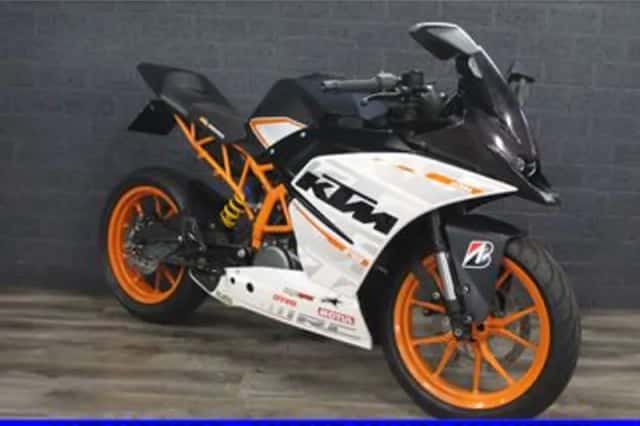 KTM RC 390 (2015) thumbnail 3