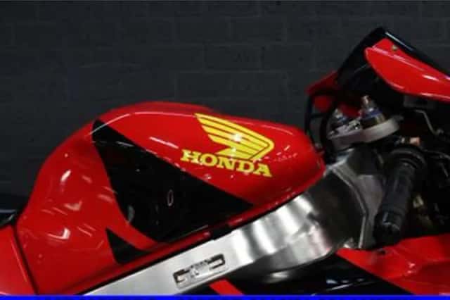 Honda VTR 1000 SP 1 (2000) thumbnail 5