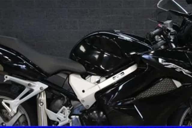 Honda VFR 800 FI (2008) thumbnail 6