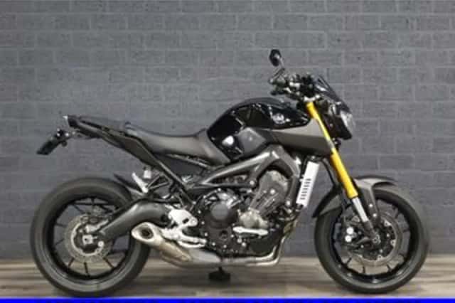 Yamaha MT-09 (2016) thumbnail 1