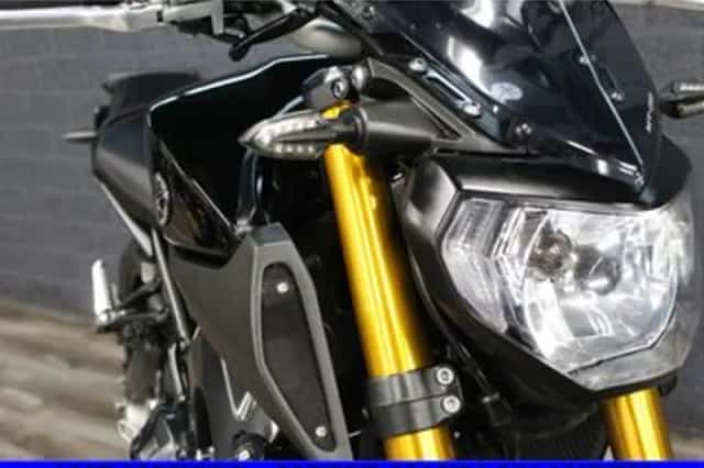 Yamaha MT-09 (2016) thumbnail 5