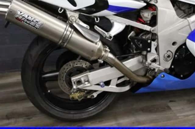 Suzuki TL1000R (1999) thumbnail 4