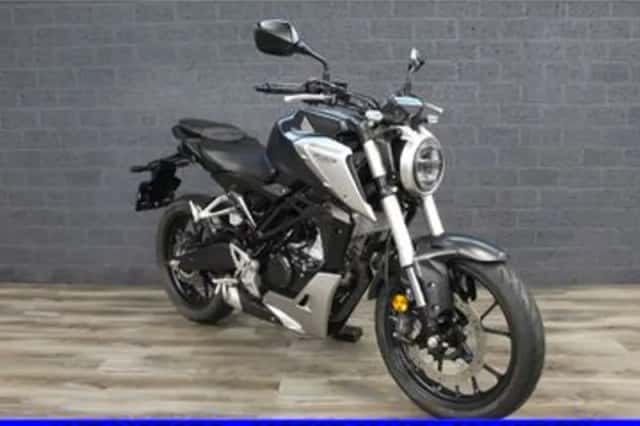 Honda CB125R (2018) thumbnail 2