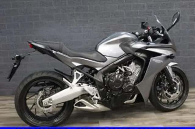 Honda CBR650F (2015) thumbnail 4