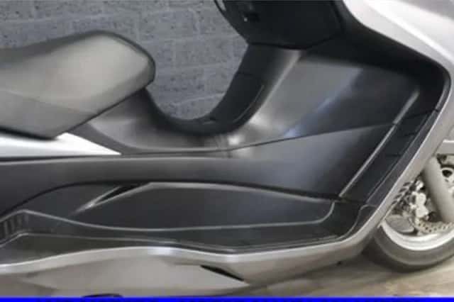 Suzuki AN 400 Burgman (2014) thumbnail 5