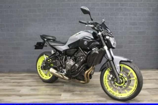 Yamaha MT-07 (2016) thumbnail 2