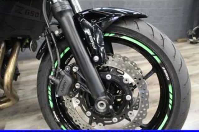 Kawasaki Z650 (2019) thumbnail 6