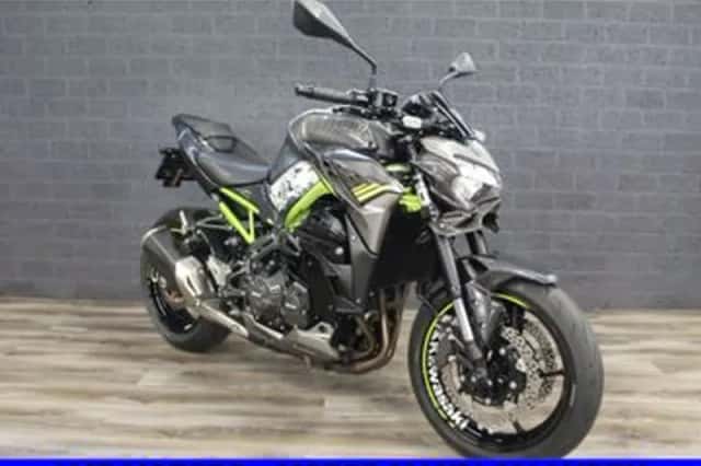 Kawasaki Z900 (2020) thumbnail 3