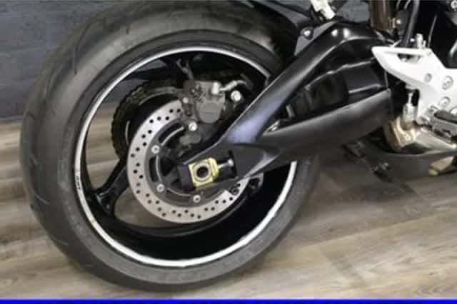 Suzuki B King 1300 (2008) thumbnail 4