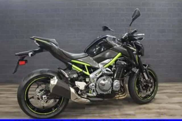 Kawasaki Z900 (2018) thumbnail 3