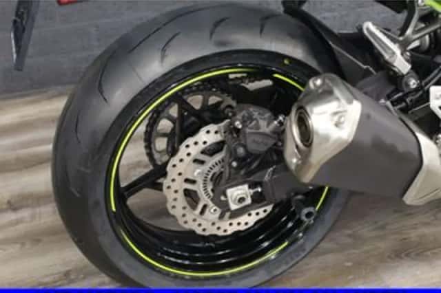 Kawasaki Z900 (2018) thumbnail 4