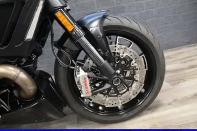Ducati Diavel (2018) thumbnail 5