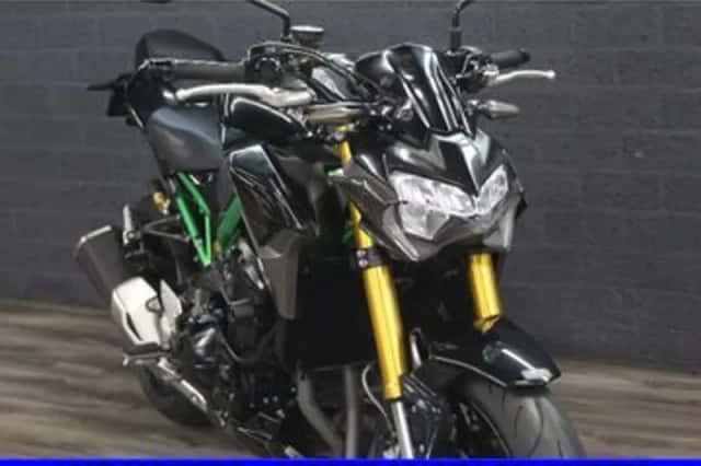 Kawasaki Z 900 se (2024) thumbnail 4