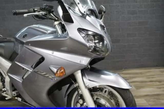 Yamaha FJR1300 (2004) thumbnail 4