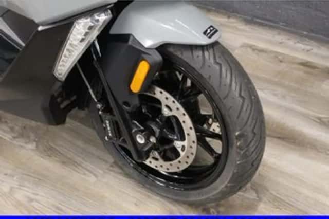 BMW C 400 GT (2019) thumbnail 5