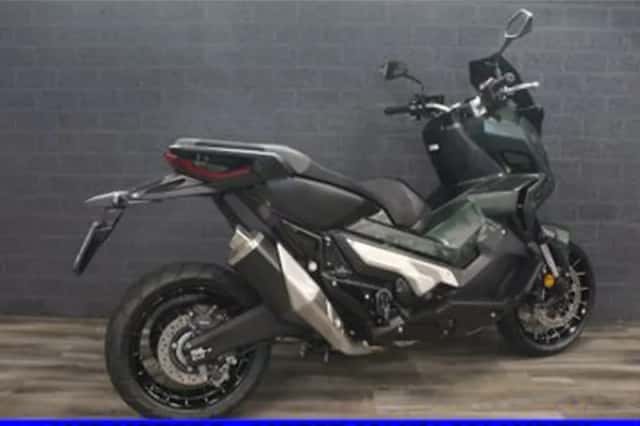 Honda X ADV (2020) thumbnail 3