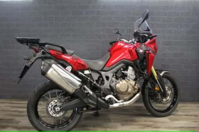 Honda Africa Twin (2017) thumbnail 3