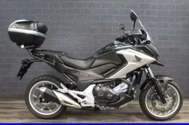 Honda NC750X (2016) thumbnail 1