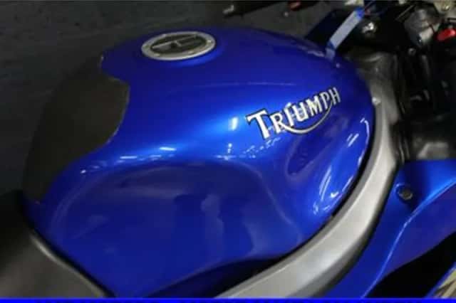 Triumph TT600 (2001) thumbnail 4