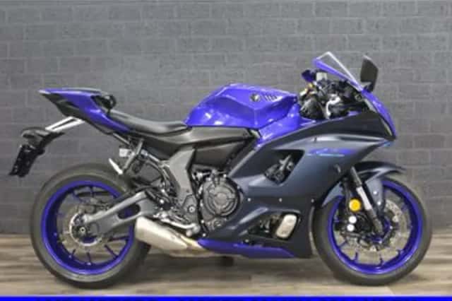Yamaha R7 (2022) thumbnail 1